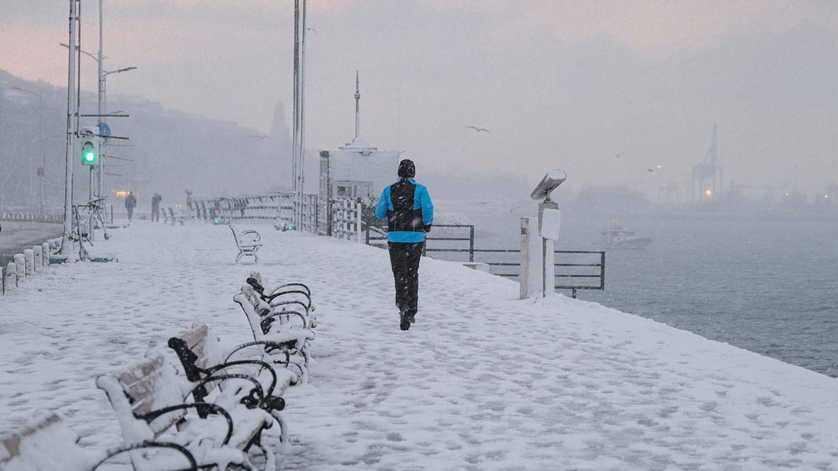 AKOM'dan İstanbullulara kar uyarısı: Bugün ve yarına dikkat