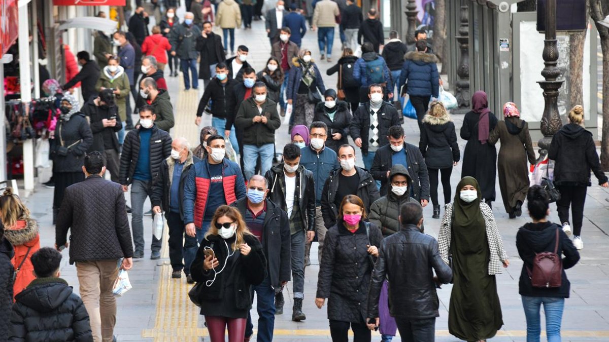 TTB'den 'maske ve mesafe' çağrısı: Yeni Kovid dalgası geliyor