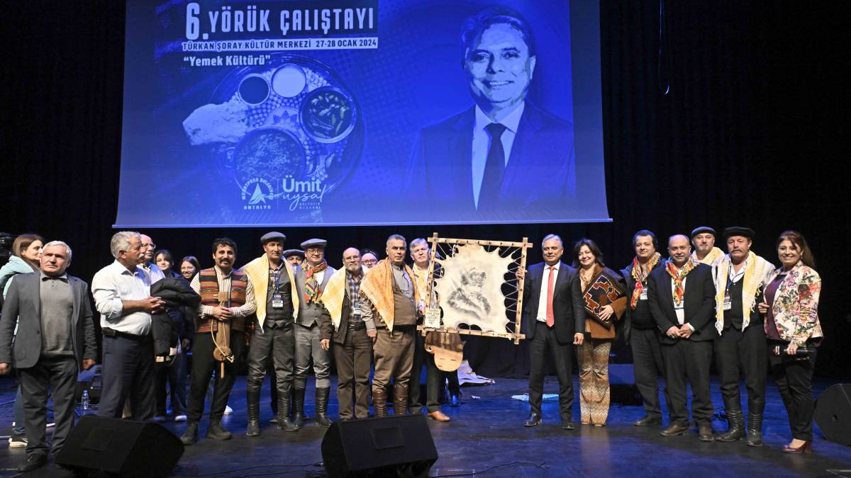 Mutfak atölyesinde keşkek dövdüler