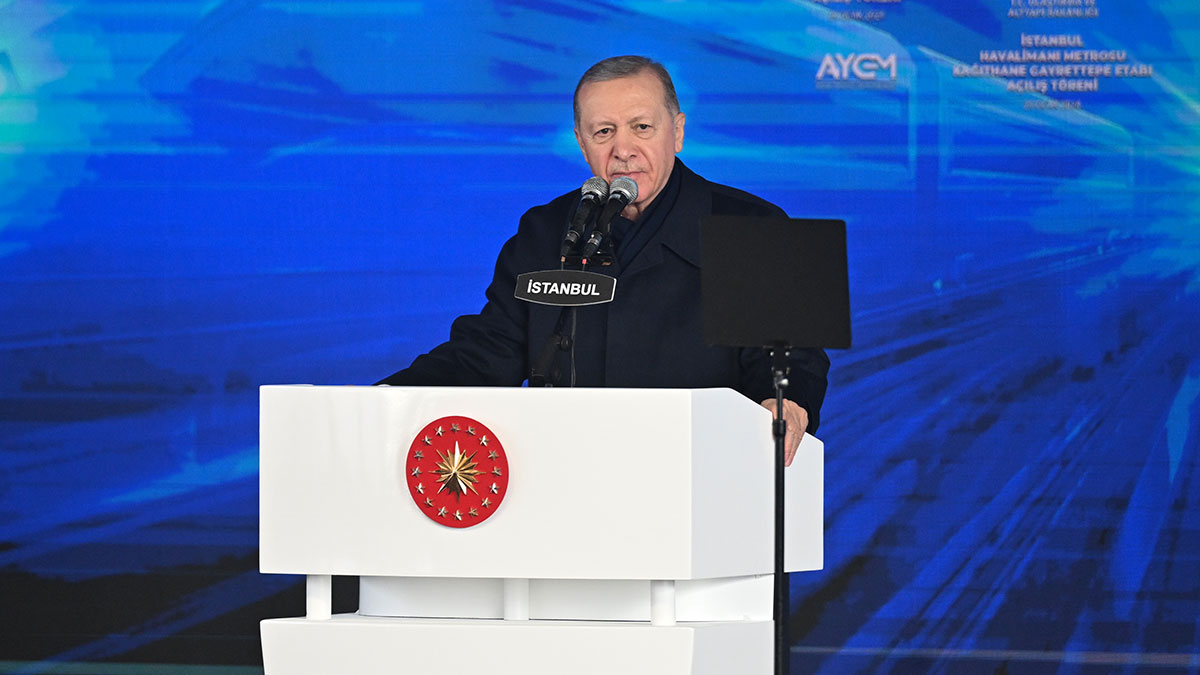 Erdoğan tartışmalara işaret etti: Her parti kendi adayını çıkarabilir