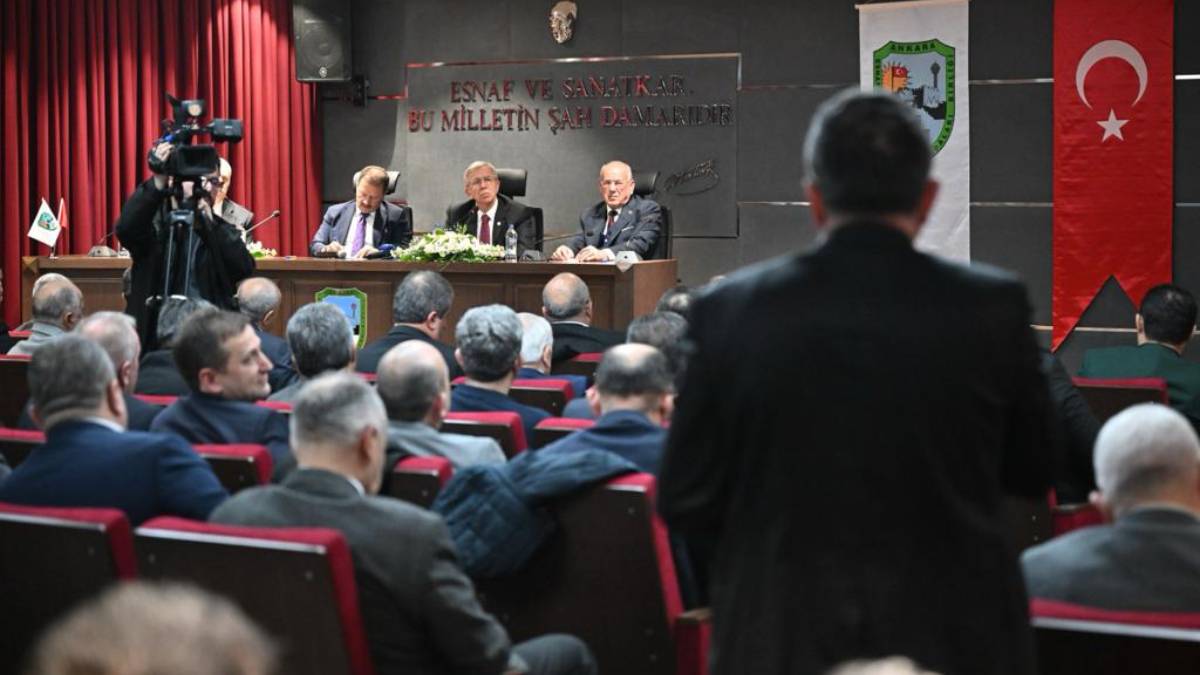 Mansur Yavaş esnaf odaları ile bir araya geldi: “Biz büyük bir aileyiz”