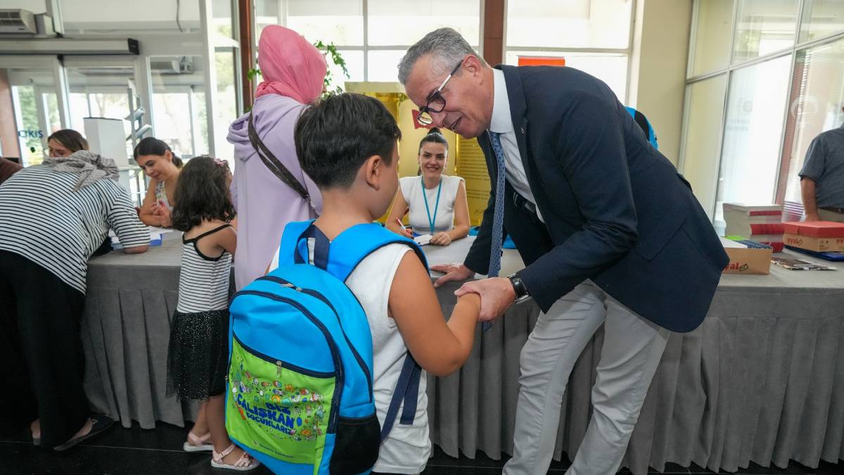 Gaziemir’de zorluklar sosyal hizmetlerle aşılıyor