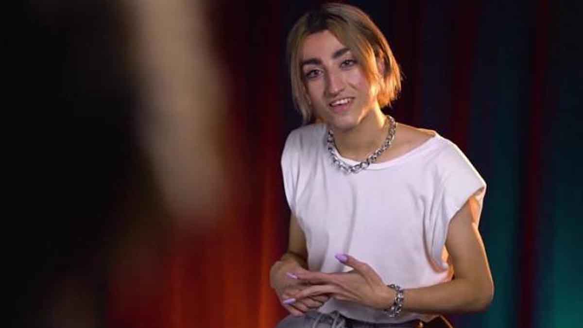 Fenomen Mika Raun'un ritüeli tepki çekti! Takipçileri 'İğrenç' diyerek Mika'yı yerden yere vurdu...