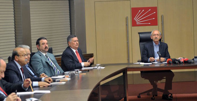 CHP MYK miting davetini değerlendirmek için 11.00'de toplanacak