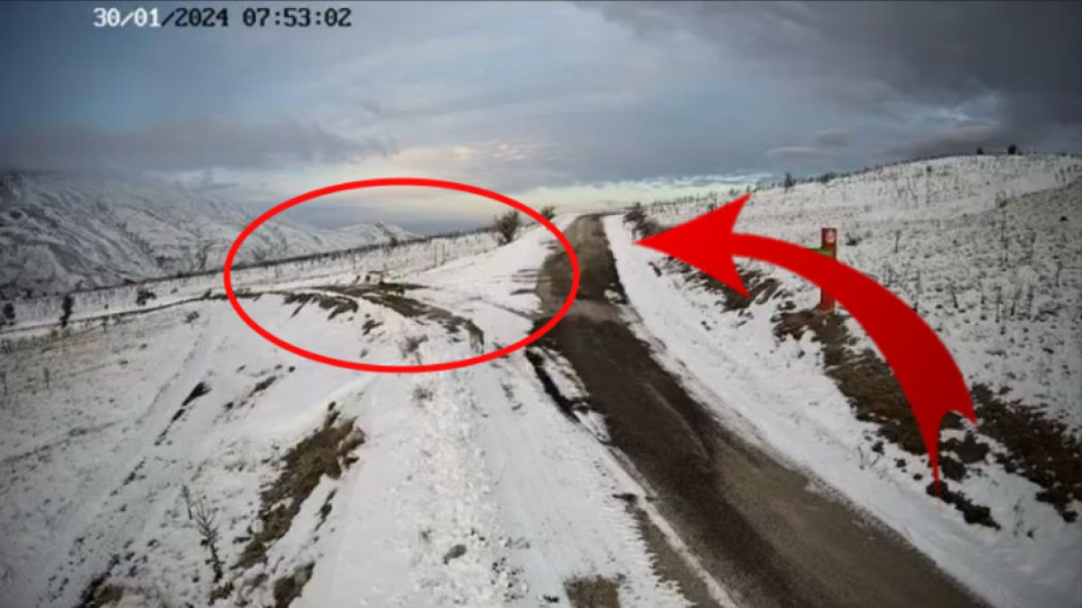 O canavarlar dur durak bilmiyorlar! Başka bir köye indiler! Köyler resmen onların yaşam alanı oldu