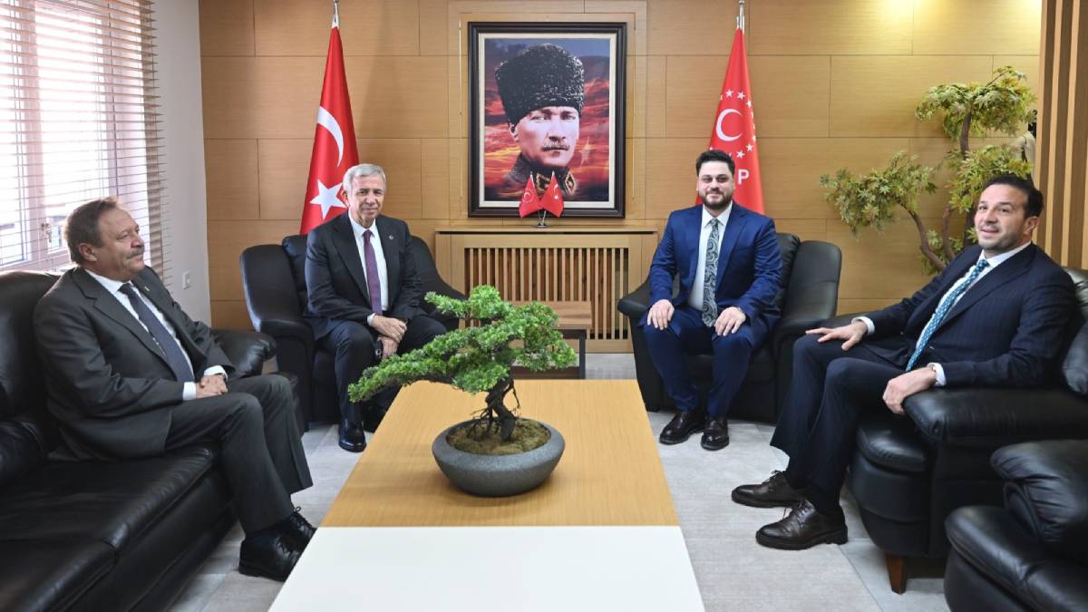 Mansur Yavaş’tan BTP lideri Hüseyin Baş’a ziyaret