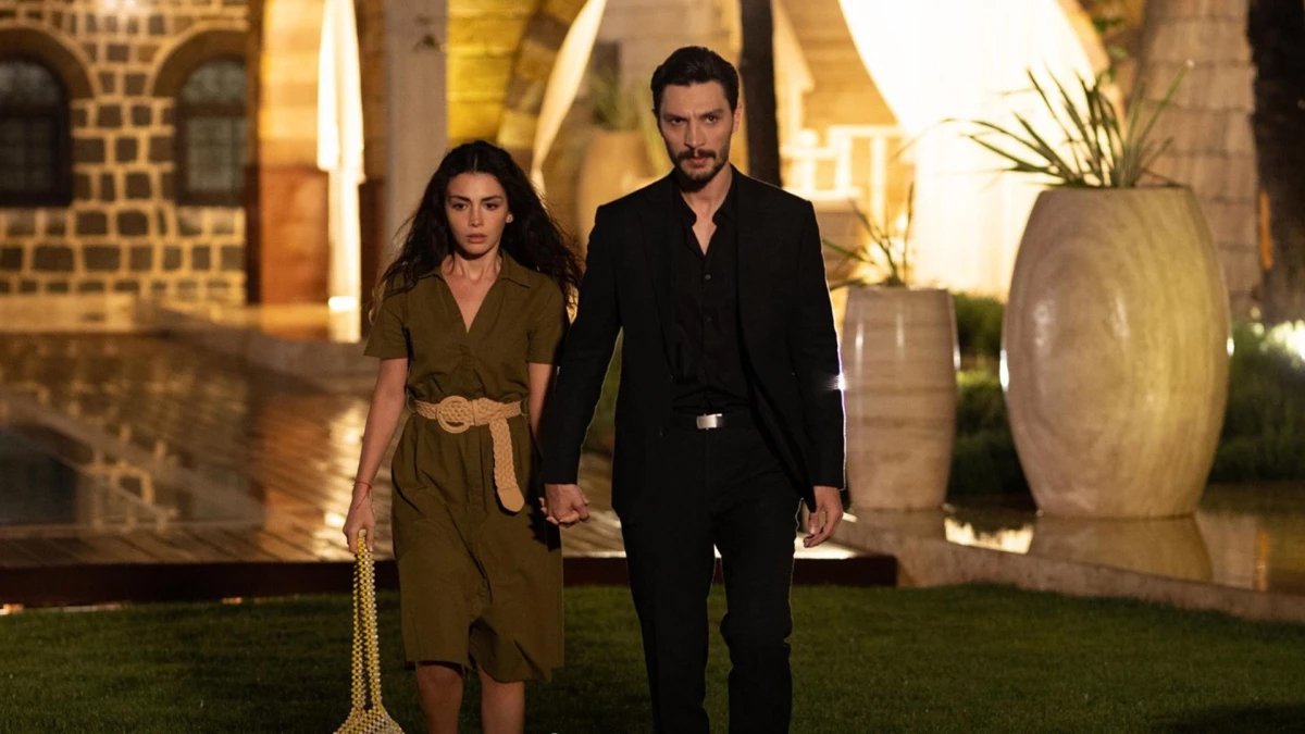 'Safir' dizisinde şoke eden ayrılık: Ünlü oyuncu projeye veda ediyor