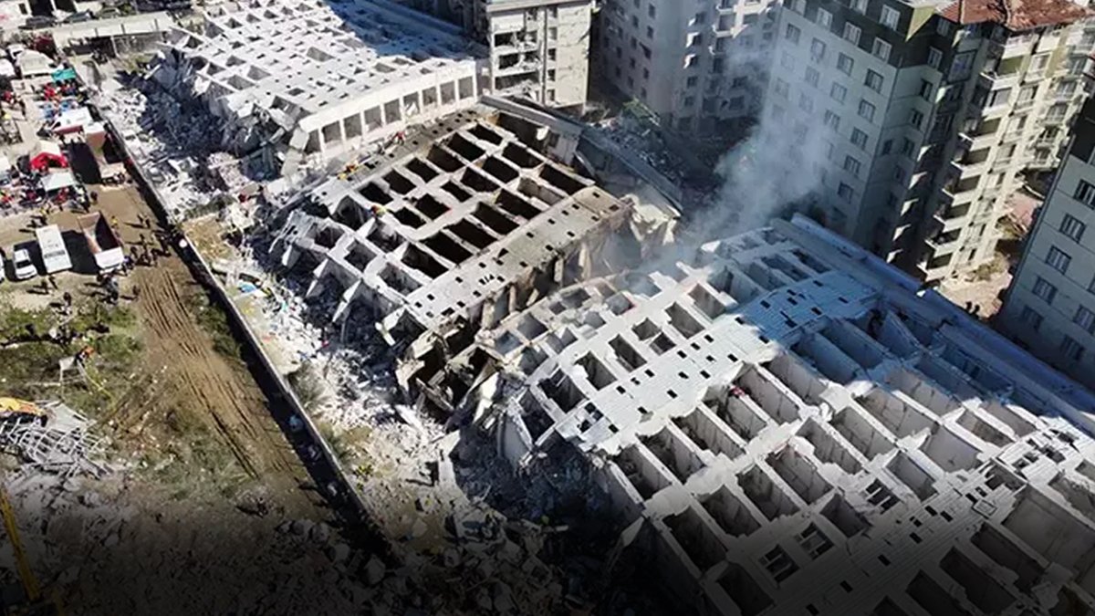 269 kişinin öldüğü Rönesans Rezidans’ın müteahhidi kendini böyle savundu: 'Bina yan yattı, çökmedi'