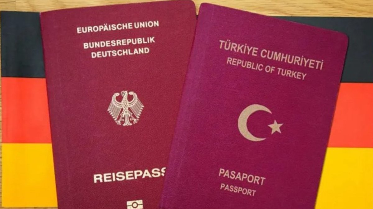 Almanya'da çifte vatandaşlık yasası kabul edildi