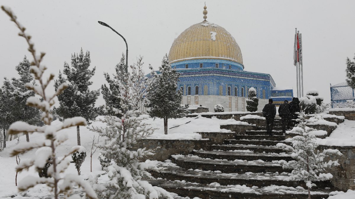 Afganistan başkenti Kabil kara teslim