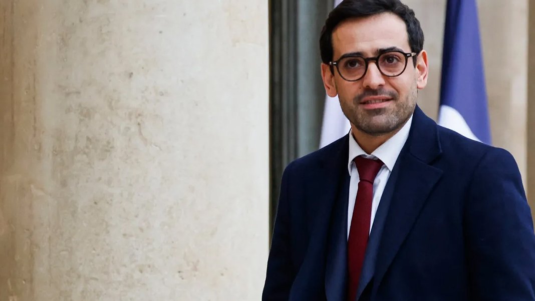 Fransa Rusya büyükelçisini çağıracak