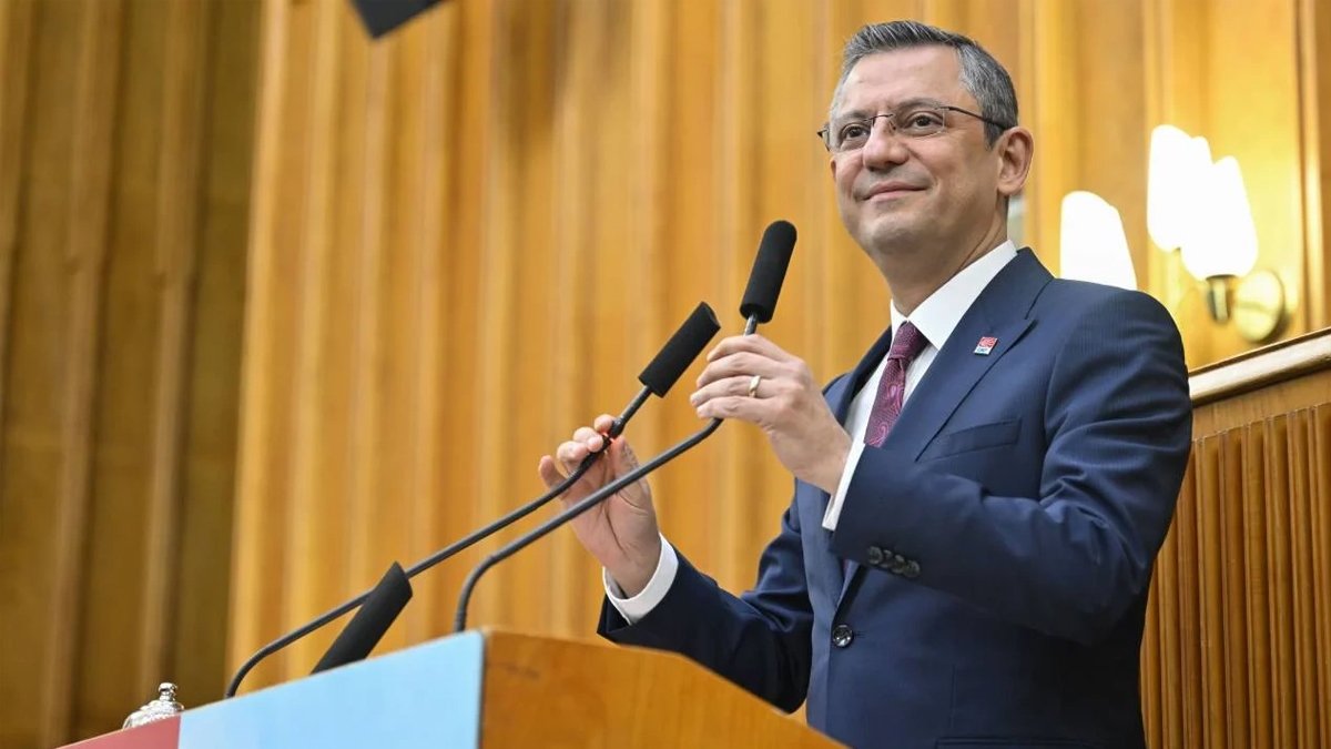 Özgür Özel'den 'laiklik' vurgusu: Asla vazgeçmeyeceğiz