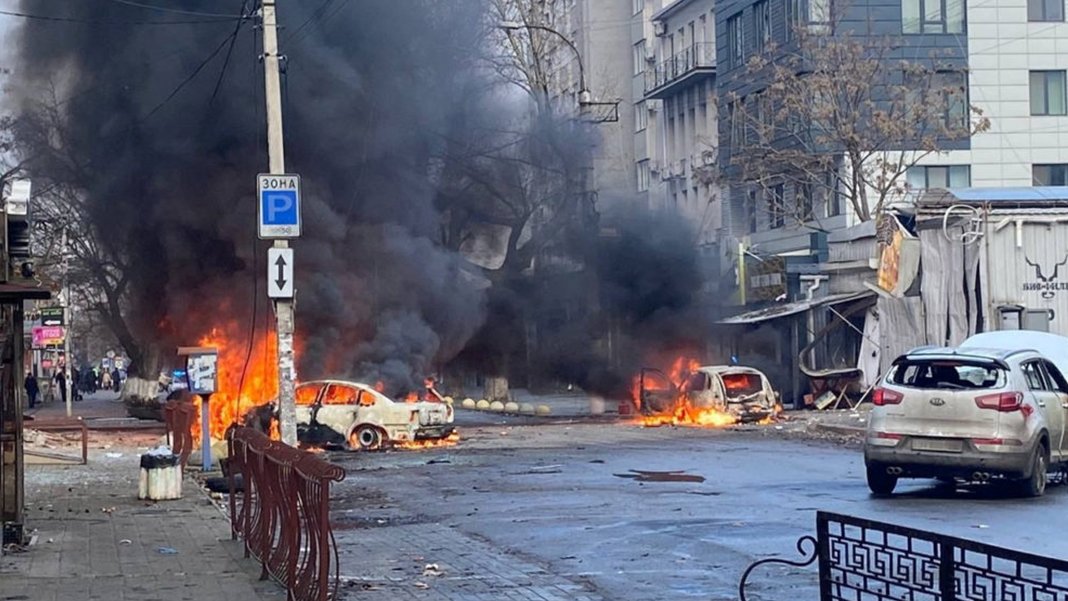 Rusya'nın Herson'a saldırısında 4 kişi öldü