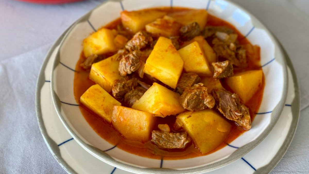 Etli Patates Yemeği: Lezzetli Bir Türk Mutfağı Klasiği