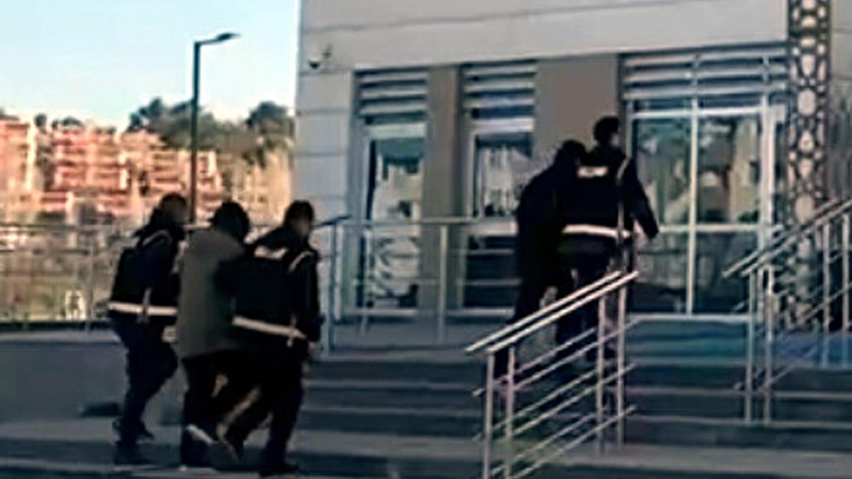 Çanakkale’de kök hücre kiti vurgunu: 2’si öğretim görevlisi 5 gözaltı