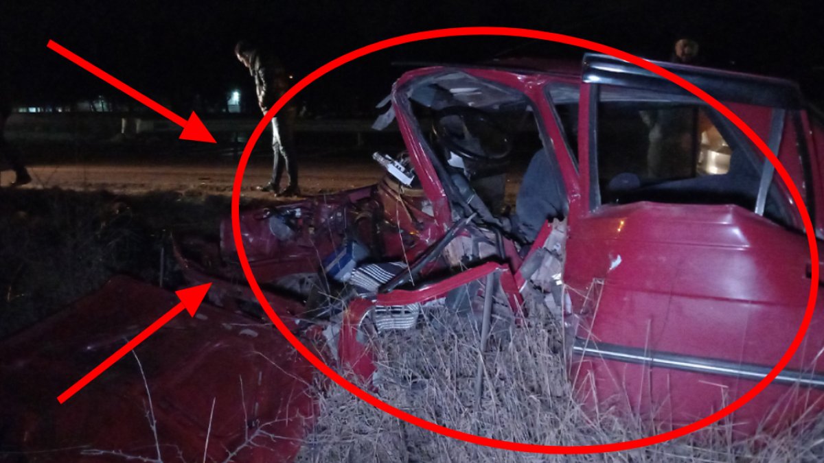 Bu araçtan 3 kişi sağ çıktı! Hurdaya dönen aracın motoru dahi yerinden çıktı