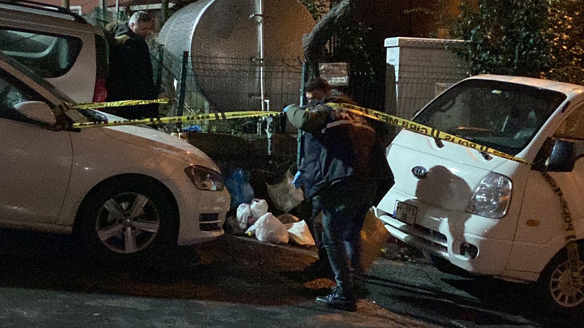 Çöp atarken hayatının şokunu yaşadı! Hemen telefona sarıldı, kan donduran olay