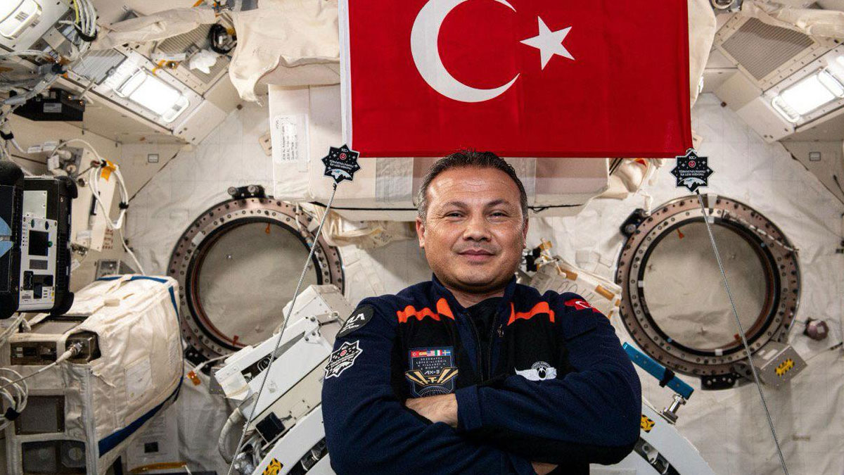 Gezeravcı'nın dönüşü üçüncü defa ertelendi