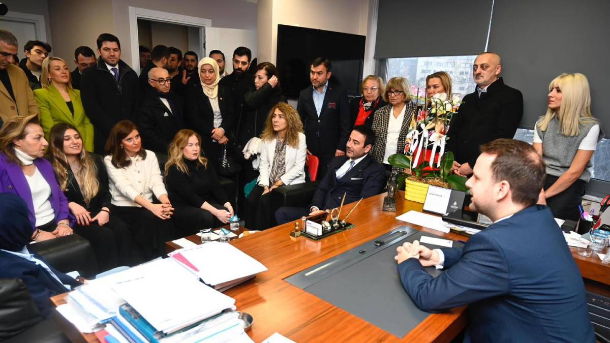 Rıza Akpolat: “Ne mutlu Beşiktaş var!” Diyeceğimiz yeni bir dönemi komşularımızla birlikte başlatıyoruz