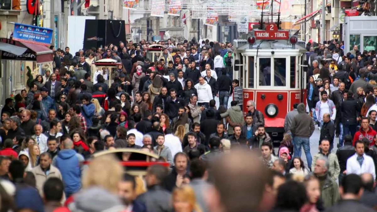 İstanbul'un o ilçesinin nüfusu pek çok büyükşehri geride bıraktı! İlçe değil adeta ülke