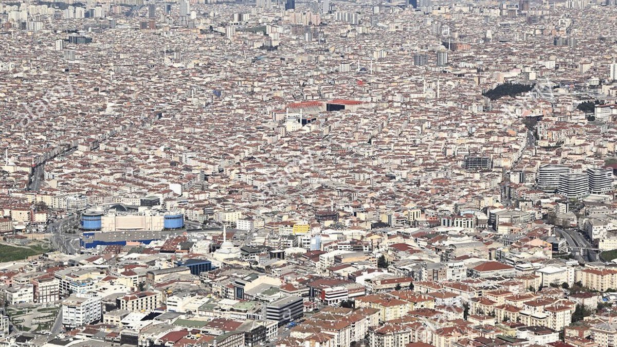 Beklenen Marmara depreminde İstanbul’un korkutan yüzü: Dar sokaklar 'yardıma' kapalı