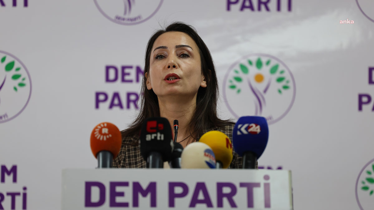 DEM Parti'den Hatay'da grup toplantısı: Biz ölüme terk edildik, öfkemiz asla dinmeyecek