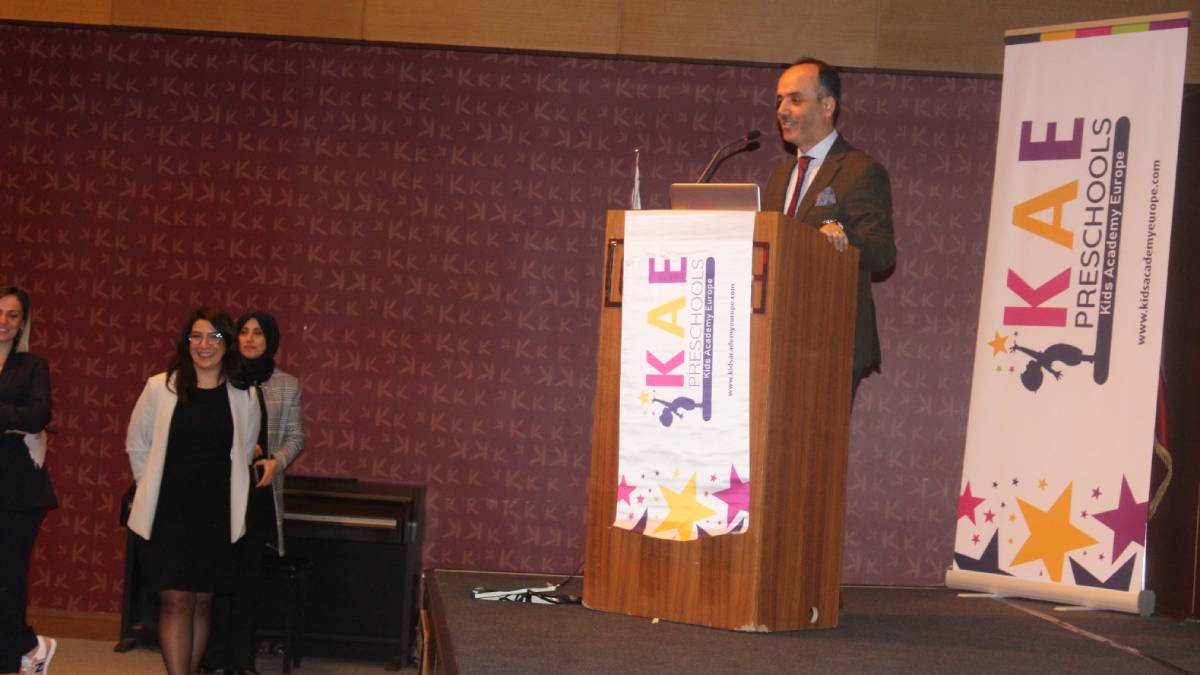 İngilizce eğitim kurumu, paydaşlarına ahde vefa ödülü verdi