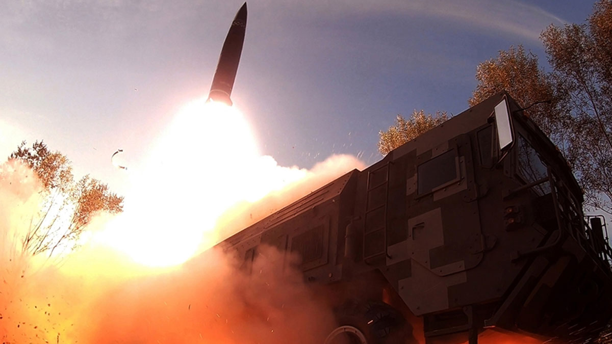 Güney Koreliler nükleer silah geliştirilmesini istiyor