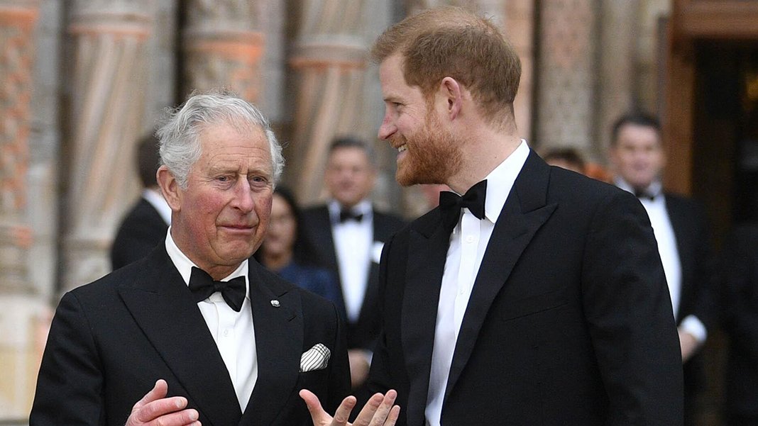 Prens Harry Londra'ya gitti