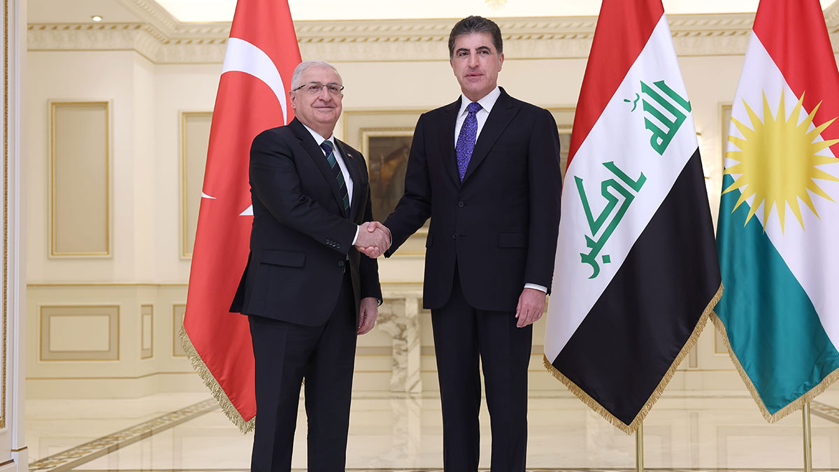 Bakan Güler Neçirvan Barzani ile görüştü