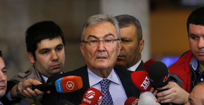 CHP adayı Deniz Baykal destek turunu sürdürüyor