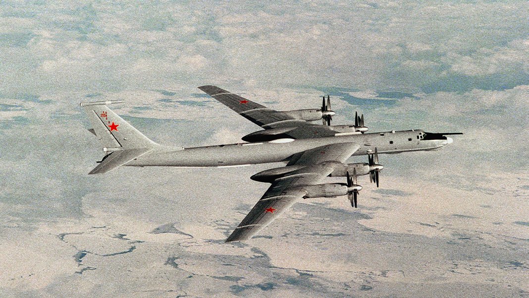 Alaska yakınlarında Rus bombardıman uçağı paniği