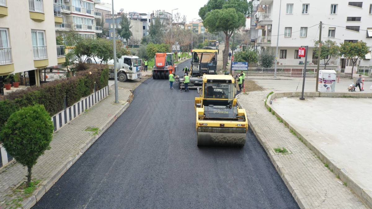 Aydın Büyükşehir Belediyesinden Efeler’e asfalt hamlesi