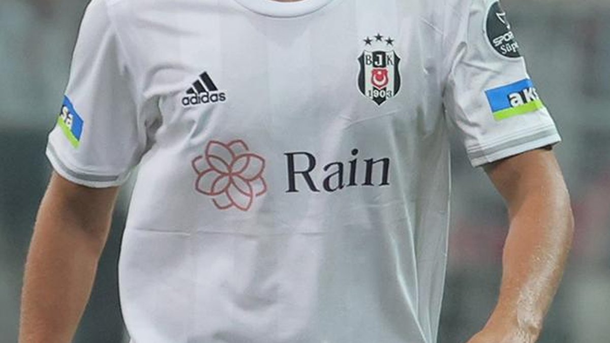 Beşiktaş'ta sürpriz ayrılık! Dev takıma imza atıyor: Yeni takımı herkesi şaşırttı!