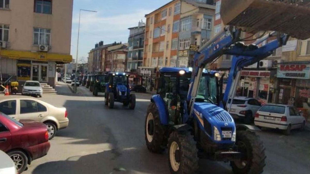 Konya'da çiftçiler kota uygulamasına karşı sokağa çıktı