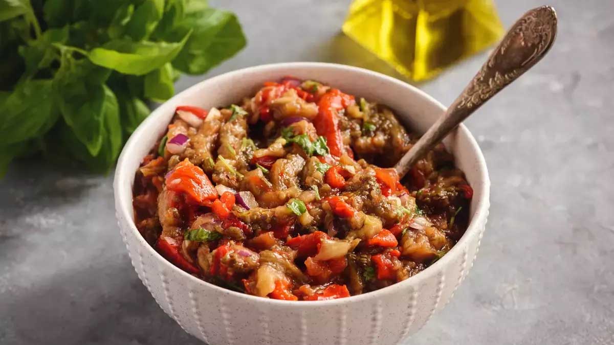 Herkes yemeği bırakıp bunu soracak! Mezecileri bile kıskandıran Manca tarifiyle masanızı donatın: Tadıyla mest ediyor