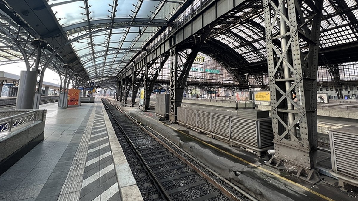 İspanya’da demir yolu işçileri grev yapıyor: 310 sefer iptal