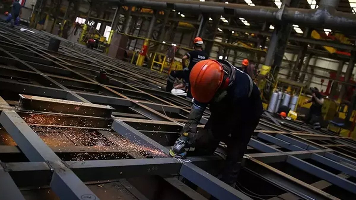 Deprem bölgesindeki istihdam verileri belli oldu: Beyaz yakalar maviye dönüştü