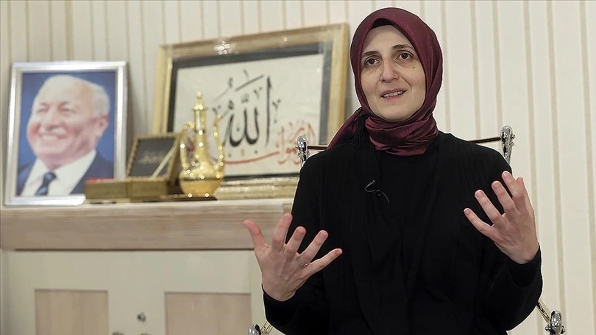 Elif Erbakan Kimdir?