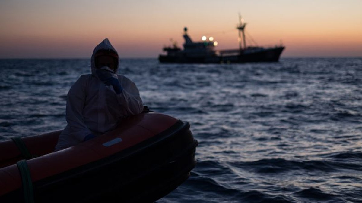 Bu kez yüzerek geçtiler: 53 düzensiz göçmen İspanya’da