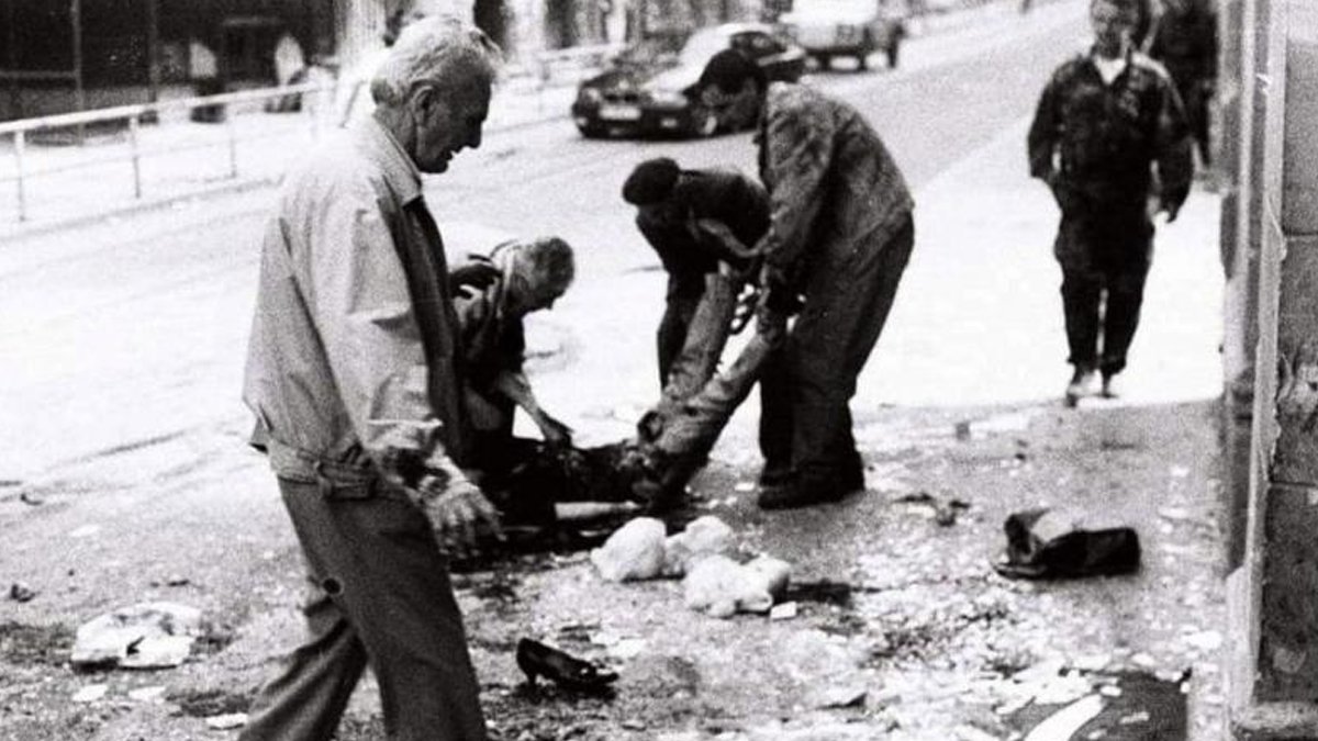 Saraybosna'da Markale pazarı saldırısının 30’uncu yılı: Kelimenin tam anlamıyla bir mezbahayı andırıyordu