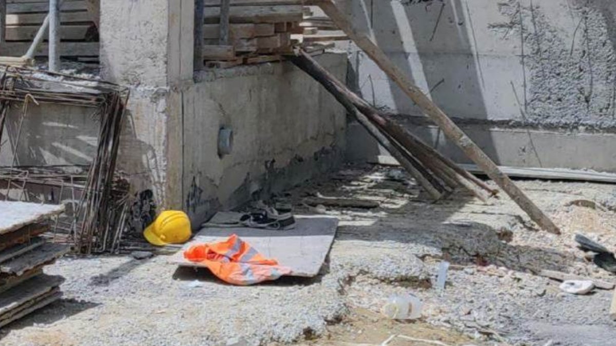 Antalya'da inşaattan düşen 19 yaşındaki işçi hayatını kaybetti
