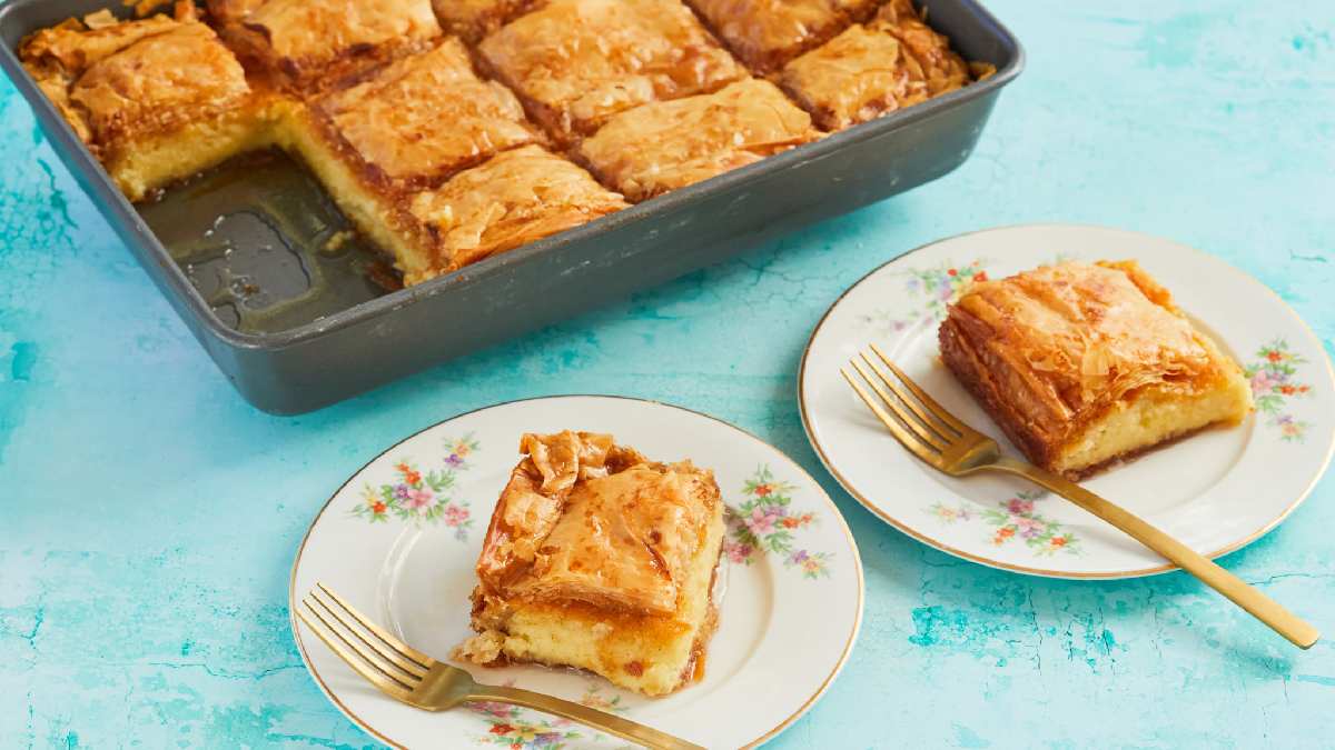 Yunanlılardan baklavaya rakip tatlı! Yapımı baklavadan daha basit! Artık baklava yerine bu tatlı yapılacak