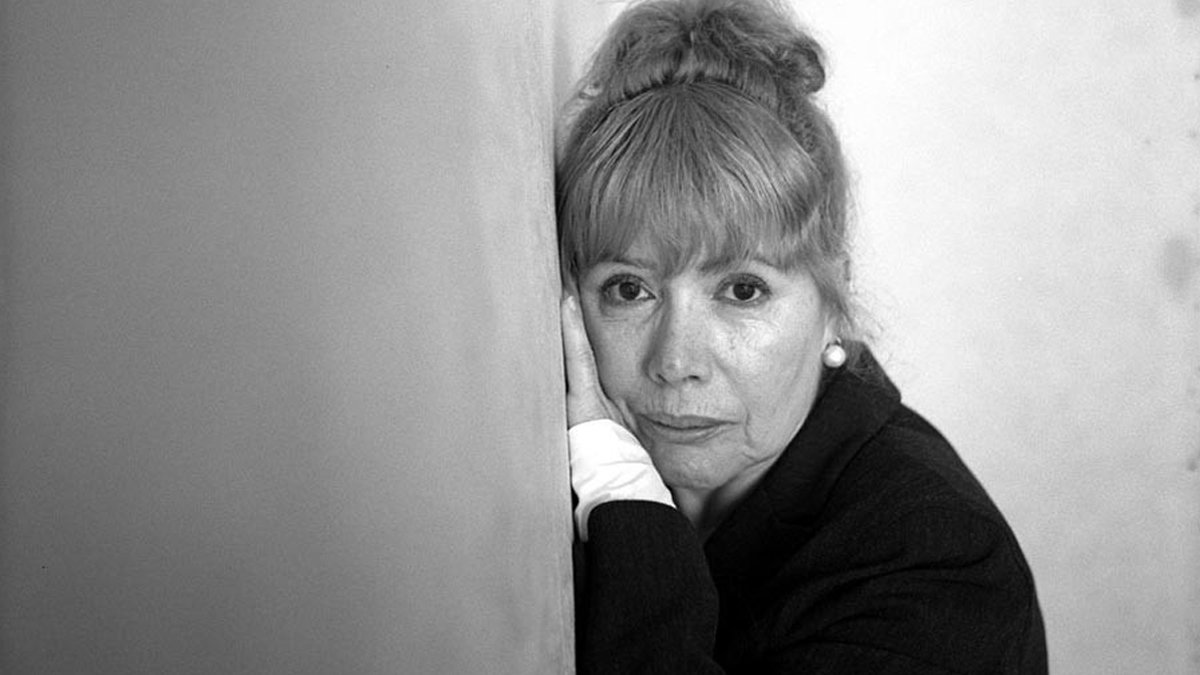 Yazar Füruzan hayatını kaybetti