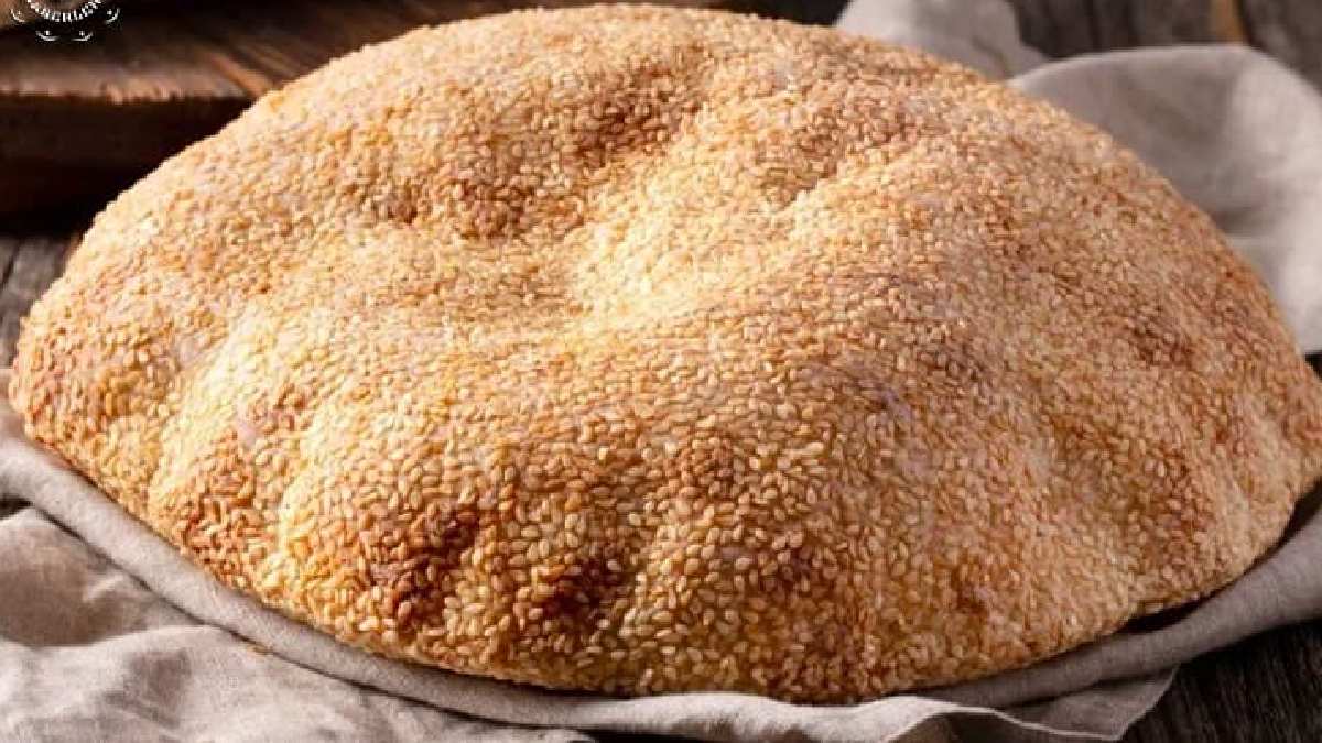 3 çeşit un 2 çeşit mayayla yapılıyor! Bu ekmek hem lezzetiyle hem hikayesiyle ünlü! Yapımı 2 gün sürüyor