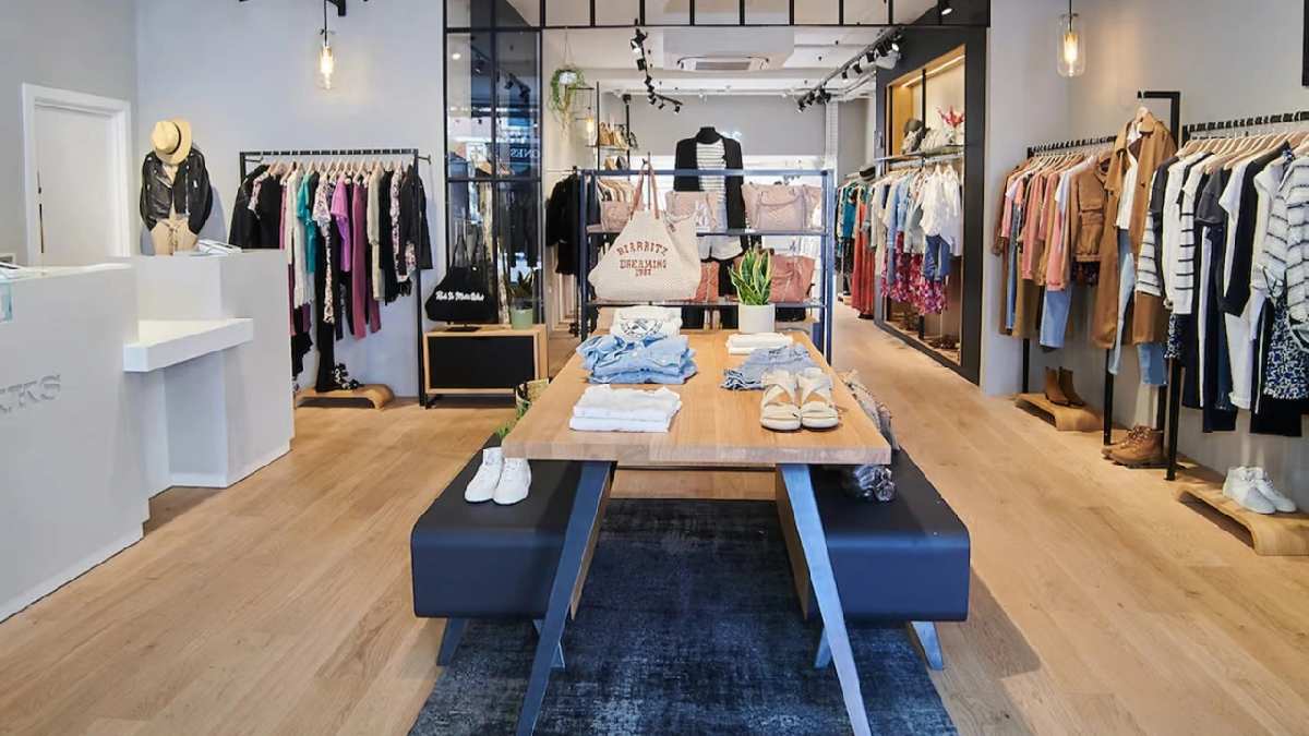 1987’den bu yana hizmetteydi… Ünlü giyim devi iflasın eşiğinde! Çalışanlar işten çıkarıldı mağazalar tek tek kapatıldı