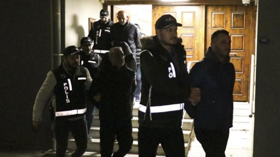 İzmir'deki milyar dolarlık vurgunda ikinci aşama