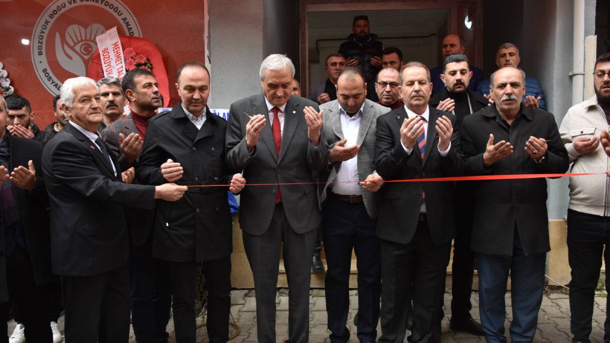 Bozüyükte Doğu ve Güneydoğu Anadolu Sosyal Yardımlaşma Derneği törenle hizmete girdi