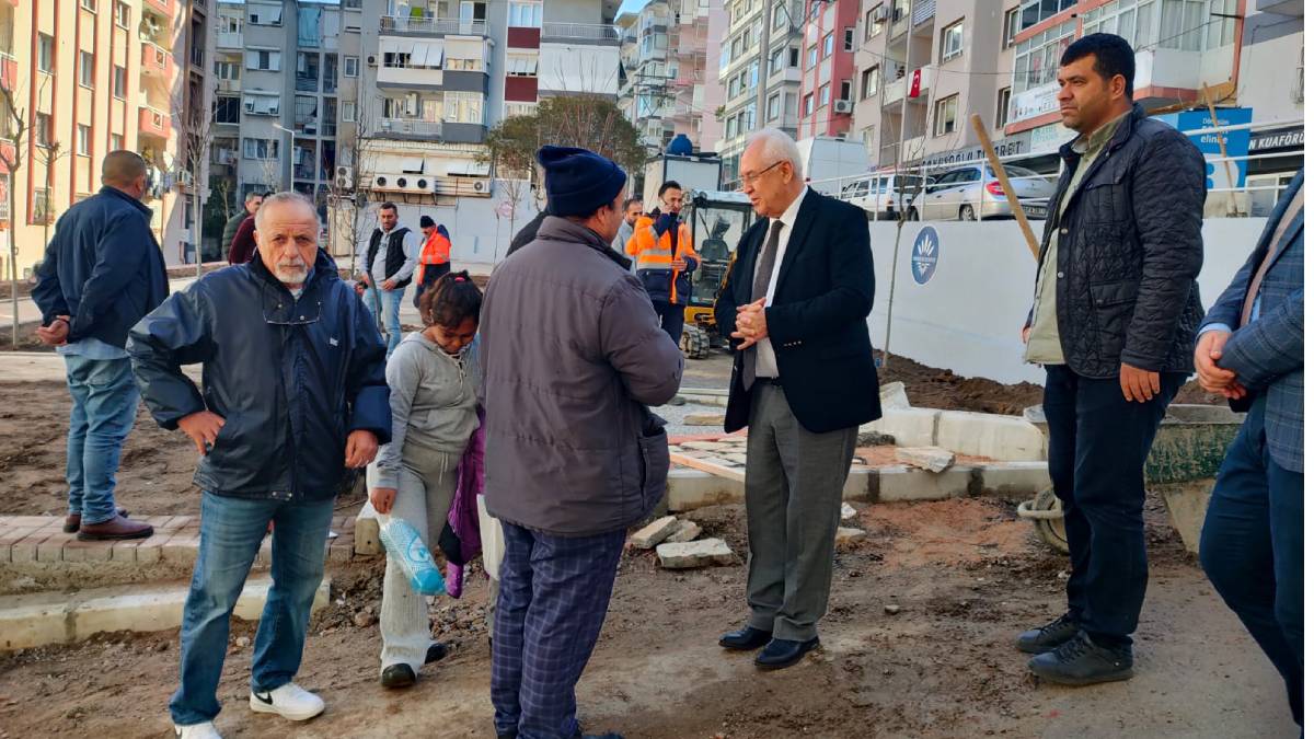 Başkan Selvitopu'na hizmet teşekkürü!