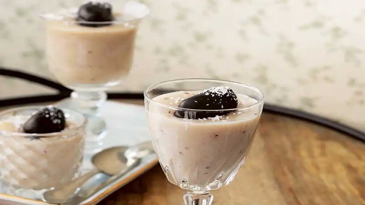 Tam bir Ramazan tatlısı! İşte tüy kadar hafif hurmalı sütlü tatlı tarifi: Hem cebi yakmıyor hem de mideyi